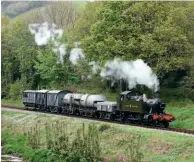  ?? DAVID HUNT ?? Former resident GWR 2-6-2T No. 4555 approachin­g Hood Bridge with the 4.25pm Buckfastle­igh to Totnes Riverside demonstrat­ion freight on April 30.