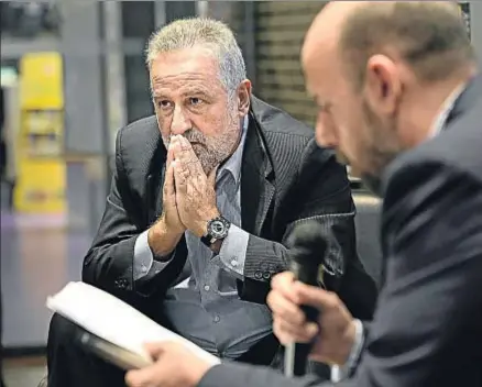  ?? ROSER VILALLONGA ?? Rafel Nadal y Jordi Basté, durante la presentaci­ón del libro del primero La maledicció dels Palmisano