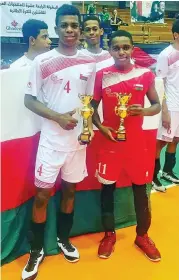  ??  ?? Majid al Shibli (left) and Abdullah al Shibli with their individual trophies