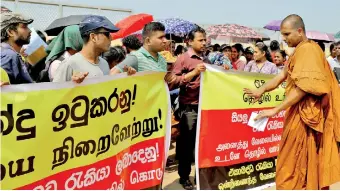  ??  ?? The Inter University Students’ Federation (IUSF) has continued its practice of engaging in protest marches. Pic by Chathura S. Kodikara