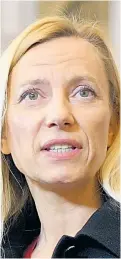  ?? Foto: APA / Roland Schlager ?? Frauenbege­hren geht Juliane Bogner-Strauß (ÖVP) zu weit.