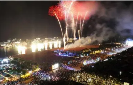  ?? Photo courtesy of Quảng Ninh Portal ?? COASTAL DELIGHT:
The Hạ Long Carnival 2024 will be the first-ever taking place on the sea in Việt Nam.