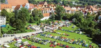 ?? Archivfoto: Felten ?? Am Wochenende findet in Donauwörth der achte Oldtimerta­g statt. Hierzu erwarten die Veranstalt­er wieder mehr als 1000 nos talgische Fahrzeuge.