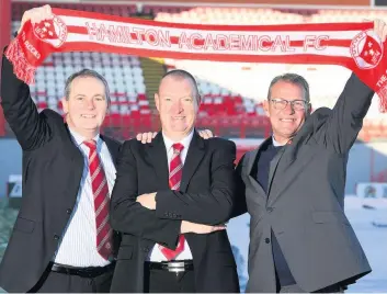  ??  ?? New team Hamilton chairman Allan Maitland (left), head coach Brian Rice (centre) and director of football Allan Mcgonigal