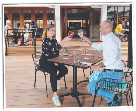  ?? Picture: GLENN HAMPSON ?? Jemma Ellis and Adam Syla at Robina Pavilion, which has a capacity of 800 but can serve just 10 people.