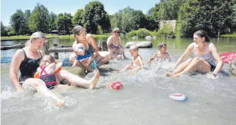  ?? FOTO: THOMAS WARNACK ?? Auch für den Schwarzach­taler Badesee gab es erneut keinerlei Beanstandu­ng.