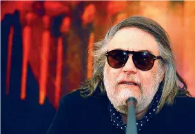  ?? ?? Autore
Vangelis ha iniziato la sua carriera negli anni Sessanta lavorando con band pop come Forminx e Aphrodite’s Child, di cui è stato cofondator­e con Demis Roussos