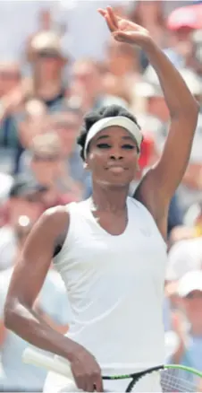  ??  ?? Venus Williams dominirala i igrom i frizurom