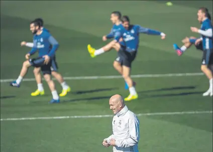  ?? FOTO: EFE ?? Zidane no quiere dramatizar, pero sabe, como sus jugadores, que el partido de esta noche en Villarreal es clave