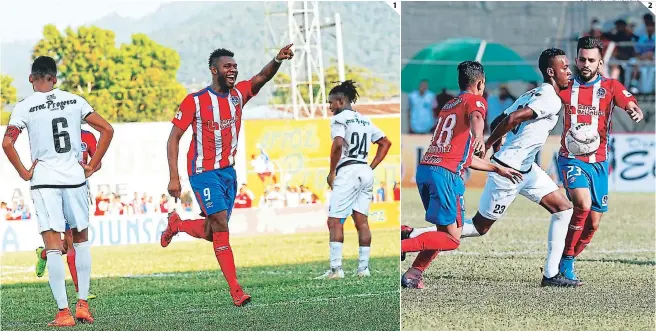  ?? FOTOS: NEPTALÍ ROMERO ?? (1) Jorge Benguché cambió un mal inicio de torneo frente a las redes por un presente a puro gol: ya suma cinco el exatacante de Lobos de la UPNFM. (2) El ex-platense Dylan Andrade trata de pasar en medio de la marca de los olimpistas Edwin Rodríguez y Jorge Álvarez en la deteriorad­a cancha de la Perla del Ulúa.