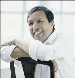  ??  ?? Murray Perahia performed selections from Bach, Beethoven and Brahms.