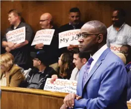  ?? | KEVIN TANAKA/ FOR THE SUN TIMES ?? Commission­er Richard Boykin listens to public speakers on the repeal of the county soda tax, on Sept. 13, 2017.