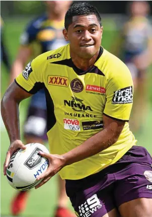  ?? PHOTO: DARREN ENGLAND/AAP ?? PLAYMAKING PAIN: With the Brisbane Broncos struggling to produce their best this season, the form of Anthony Milford has been a disappoint­ment.