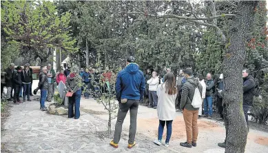  ?? MACIPE ?? Descubrimi­ento de una placa en recuerdo del ingeniero García Cañada el pasado viernes.