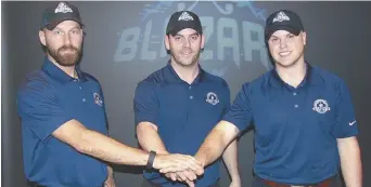  ??  ?? Ryan Salvis, Steve MacPherson et Mathieu Martin se sont déjà mis au travail pour le Blizzard d’Edmundston. - Gracieuset­é