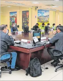  ?? CORTESÍA ?? Seguridad. Los funcionari­os sesionaron en el ECU 911 de Quito.