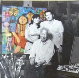  ??  ?? Three Generation­s of Artists. Malang, his son Soler and granddaugh­ter Isabel as they appeared in SM’s Generation­s campaign in celebratio­n of its 50th Anniversar­y in 2008.