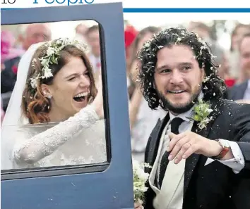  ?? AP ?? Die Schauspiel­er Rose Leslie und Kit Harington lernten sich 2012 am Filmset kennen.