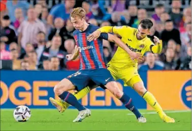  ?? ?? De Jong, en una acción del partido ante el Villarreal.