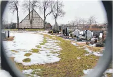  ?? FOTO: SCHOLZ ?? Die Gemeinde Merklingen verändert die Friedhofso­rdnung.