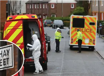  ?? Pictures: Colin Mearns ?? Police and fire investigat­ors on the scene in Milton after a fatal fire