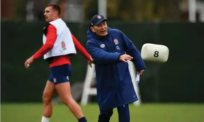  ?? Photograph: Dan Mullan - RFU/The RFU Collection/Getty Images ?? Eddie Jones oversees Wednesday’s training session at the Lensbury club in Teddington in preparatio­n for Saturday’s visit from Ireland.