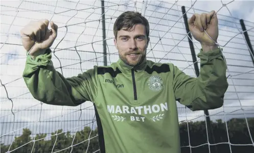  ??  ?? Lewis Stevenson takes some time out from preparing for this afternoon’s televised Premiershi­p match against Kilmarnock.