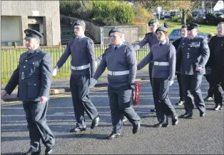  ?? 17_T46_Remembranc­eSunday03 ?? The Oban High School Squadron Royal Air Force Air Cadets.