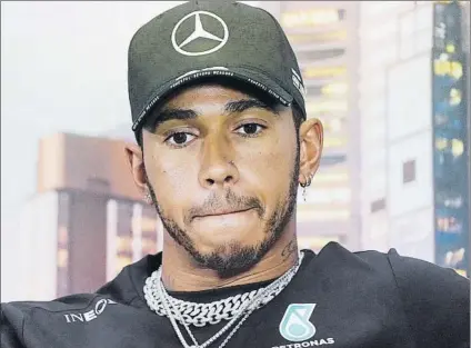  ?? FOTO: EFE ?? Lewis Hamilton, muy crítico con sus gestores deportivos.
Desde la rueda de prensa del jueves estuvo pidiendo la cancelació­n
