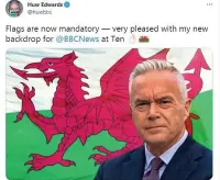  ?? Pictures: Twitter/huw Edwards ?? BBC newsreader Huw Edwards’s tweet featuring a Welsh flag and, below, the follow-up.