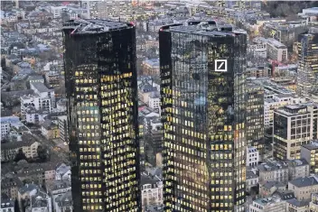  ?? FOTO: DPA ?? Das Symbol der Größe: die Zentrale der Deutschen Bank in Frankfurt.