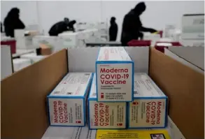  ?? Gn ?? Uno de los principale­s problemas, según los expertos, está en la inequidad de la aplicación en las vacunas a nivel mundial.