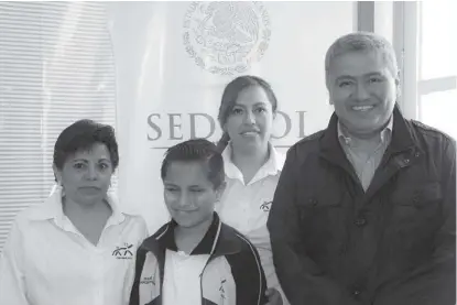  ?? CORTESÍA ?? Isaac Sánchez es un niño invidente de 14 años que ha recibido apoyo de Ciegos Fundación Hidalguens­e.