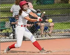  ?? Lori Van Buren / Times Union archive ?? Senior Abby Buckley, seen in 2021, finished 3-for-4 with three runs scored in Tamarac’s victory over Albany Academy.