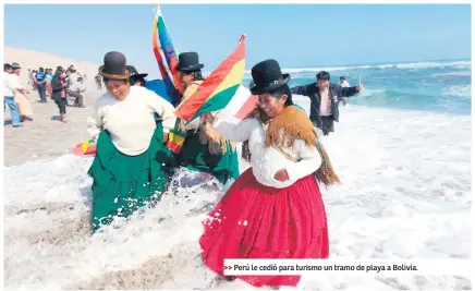  ??  ?? Perú le cedió para turismo un tramo de playa a Bolivia.