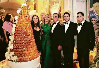  ?? Zero Hedge ?? Casamento de Carlos e Carole Ghosn no Grande Trianon, em Versalhes, em 2016