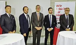  ?? ?? A Bolzano La presentazi­one dell‘accordo FI-Svp per le Europee