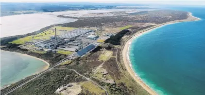  ?? PHOTO: STEPHEN JAQUIERY ?? More negotiatio­ns . . . The new deal secures the future of the Tiwai Point aluminium smelter without the issue of a reduced transmissi­on charge being resolved.