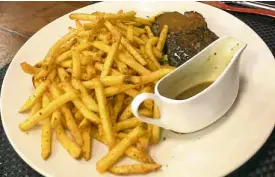  ??  ?? Steak and Frites