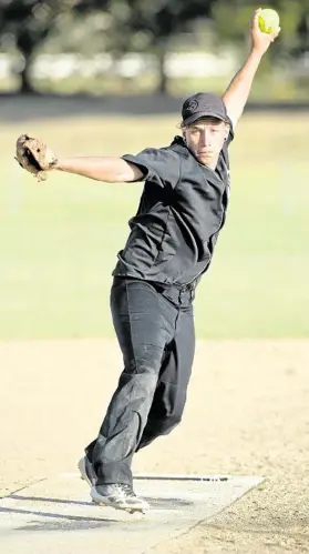  ?? PHOTO: NEV MADSEN ?? WOUND UP: Dylan Sheehan pitches for Dodgers at Kearneys Spring Sporting Complex on Saturday.