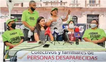  ??  ?? Integrante­s de Fuundec ofrecieron ayer una conferenci­a en la Plaza de Armas, donde expusieron varias problemáti­cas que les aquejan.