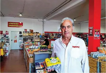  ?? CEDIDA ?? Iñaki Espinosa, fundador de SQRUPS!, una cadena de supermerca­dos oulet con tiendas en 10 comunidade­s.