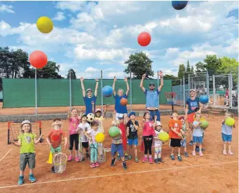  ?? FOTO: TENNISCLUB WANGEN ?? Ball-sport-spaß für die Kleinsten beim TC Wangen