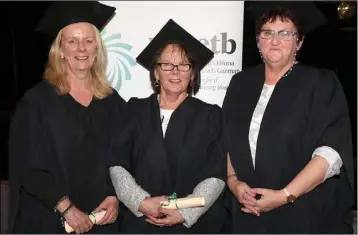  ??  ?? Michelle Cullen, Helen Berney and Bernadette White (Clongeen Rosebuds).