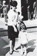  ??  ?? Right: Lorraine with her mother in 1963. Below: presenting on GMTV in 1993 with Michael Wilson (left) and Eamonn Holmes