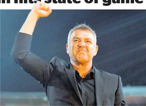  ?? Photo / Photosport ?? Phoenix coach Mark Rudan has called on the top football administra­tors here to “get their house in order”.