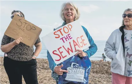  ?? ?? Some of the hundreds who came to Stop The Sewage Southsea’s first protest against Southern Water in October. Picture: Mike Cooter (161021)