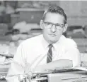  ?? Chronicle file ?? Investigat­ive reporter Gene Goltz won a Pulitzer Prize in 1965 for his work in the Houston Post uncovering corruption in Pasadena’s government.