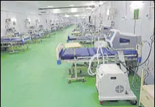  ?? ANI ?? The centrally air-conditione­d facility with the newly added beds at DRDO hospital in Khonomh, Srinagar, on Wednesday.