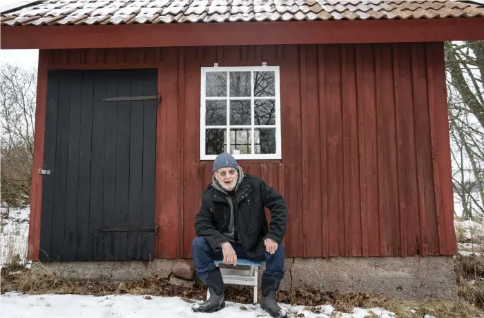  ??  ?? Stefan Jarl har gjort närmare 50 filmer, och snart har ”Brevfilmen” premiär.
Bild: Björn Larsson Rosvall